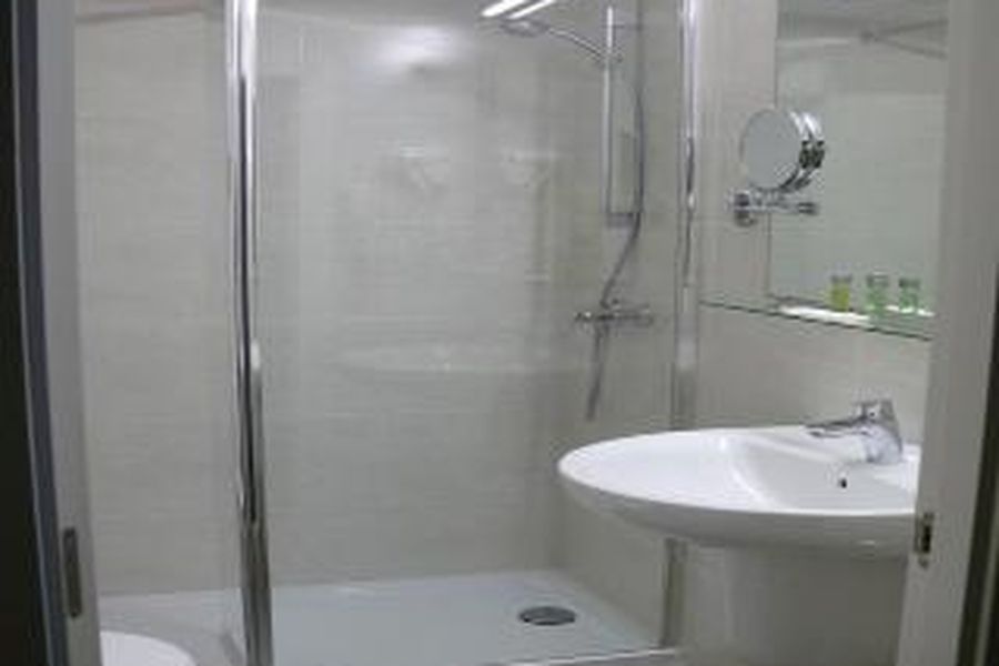 photo-0