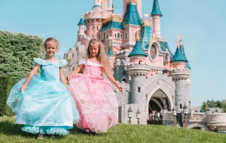 Entradas a Disneyland® París con transporte desde París