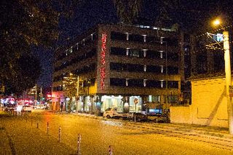 photo-1