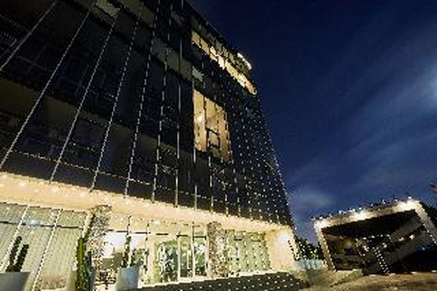photo-0