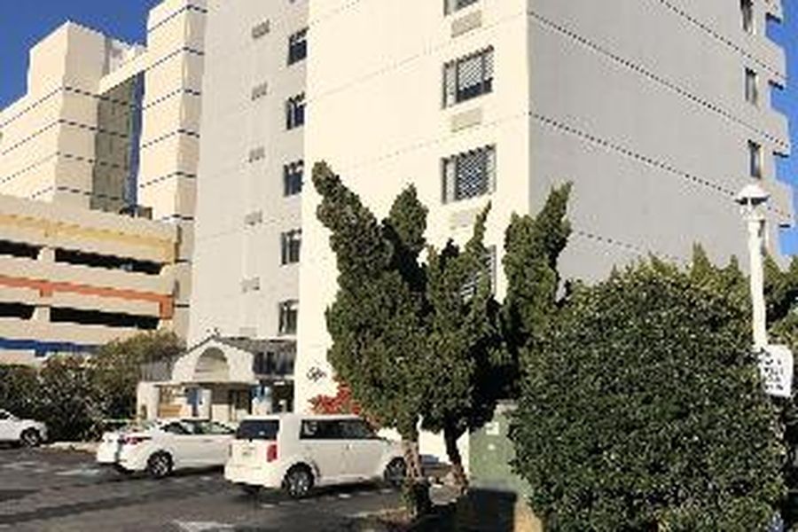 photo-0