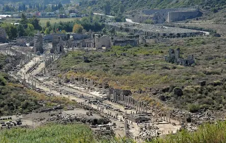 Museu de meio dia em Perge e Antalya com guia particular