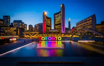 Passeio noturno panorâmico por Toronto
