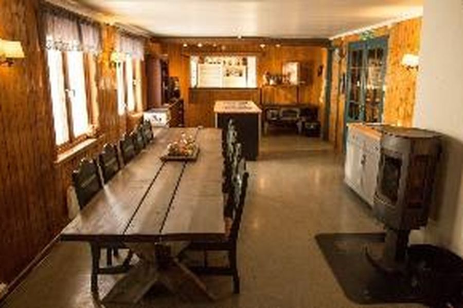 photo-1
