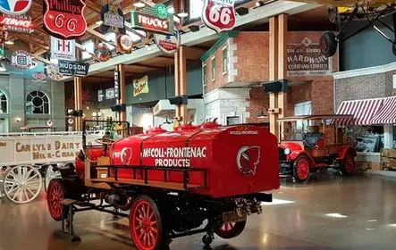 Calgary History Bus Tour with Heritage Park Admission