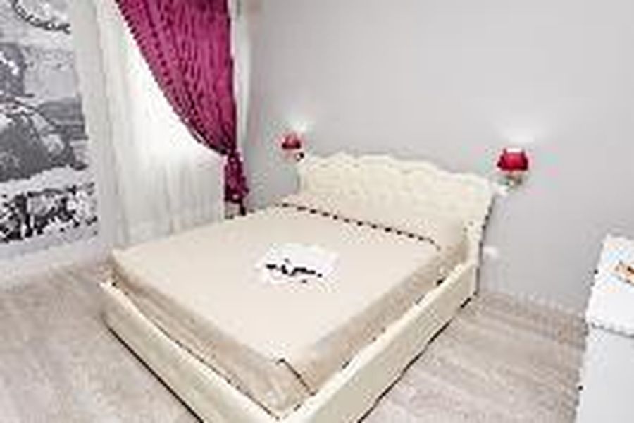 photo-0