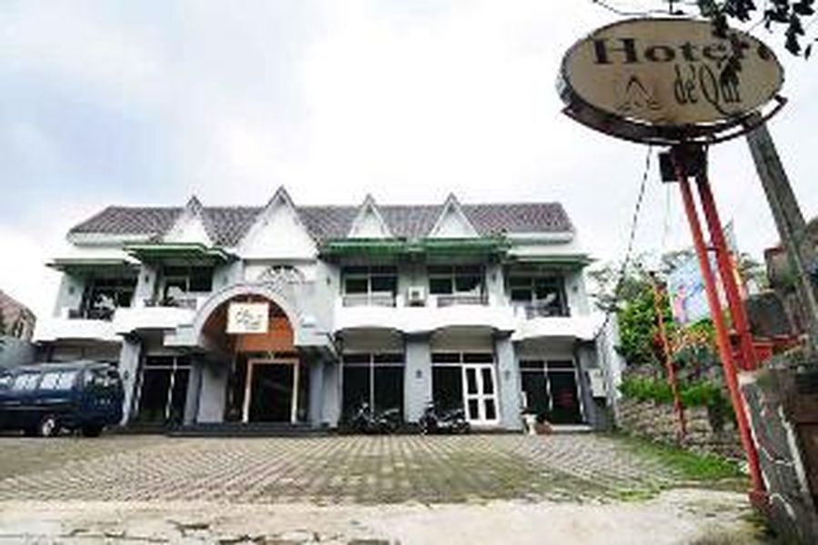 photo-0