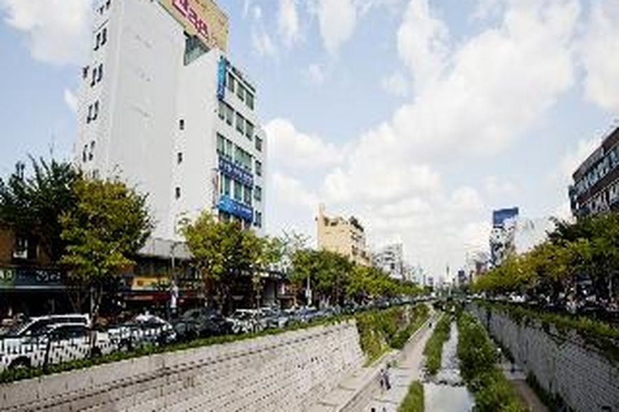 photo-1