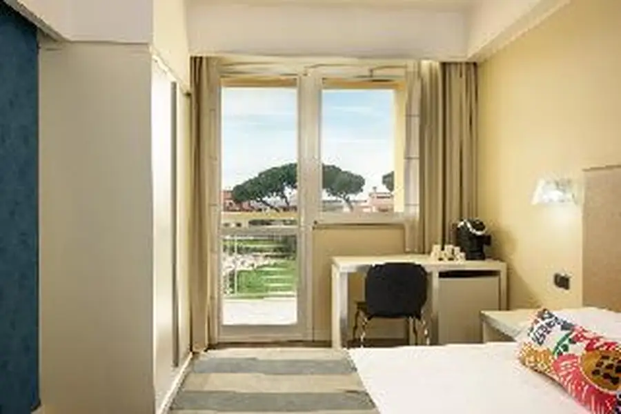 photo-1