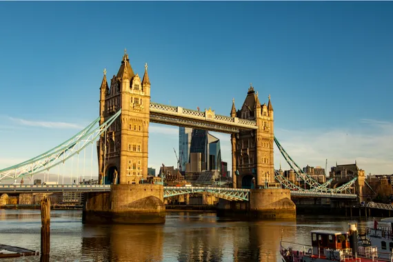 Tower Bridge, Londres