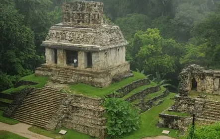 Ruínas Maias de Palenque, viagem de um dia inteiro às cachoeiras Misol-Ha e Agua Azul saindo de Palenque
