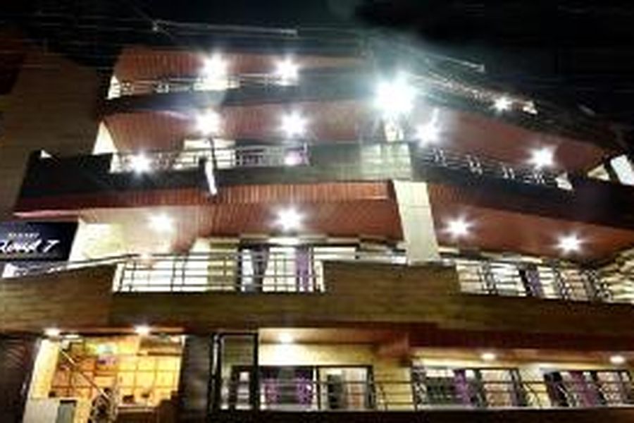 photo-1